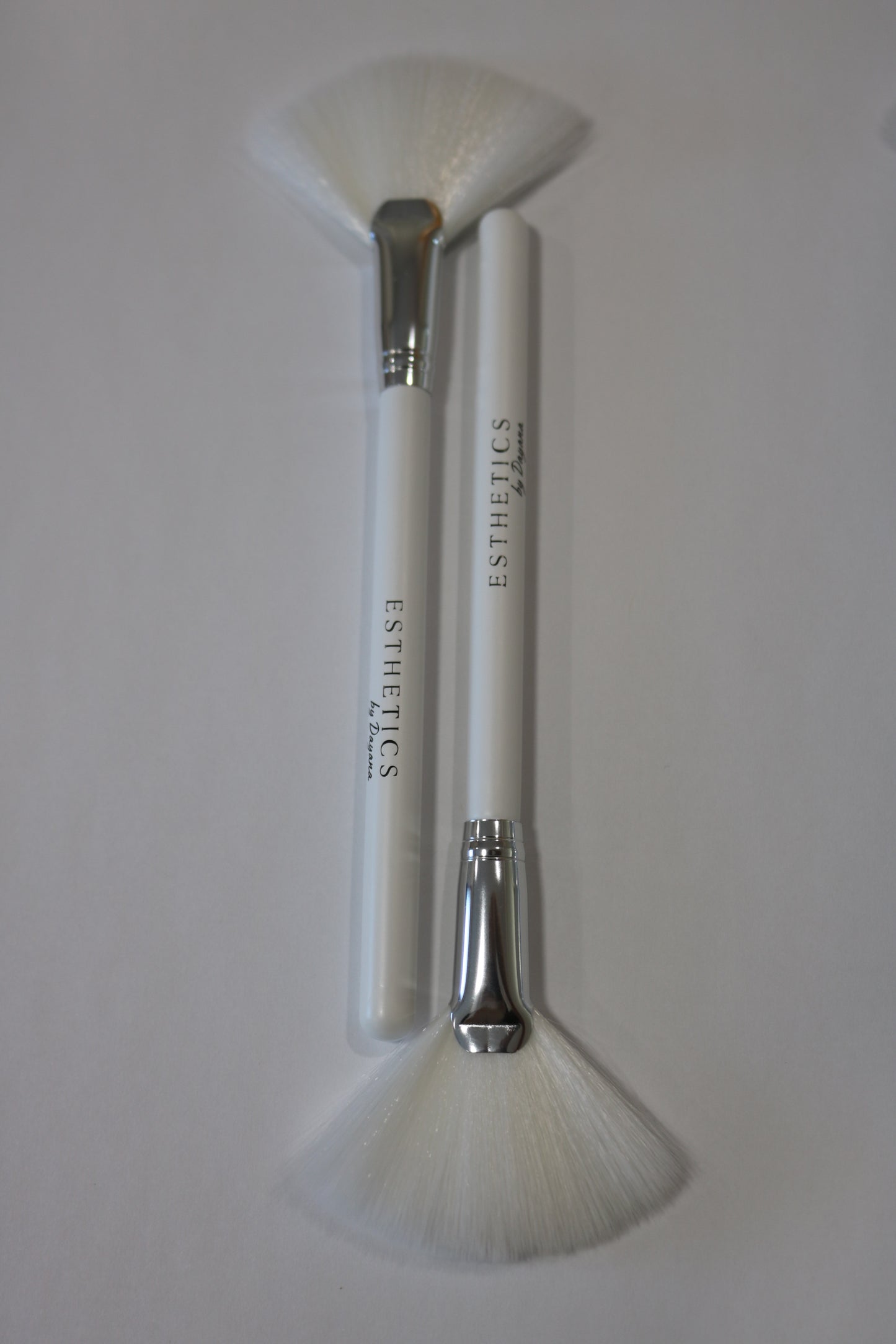 -Snow Facial Brush (1) single
