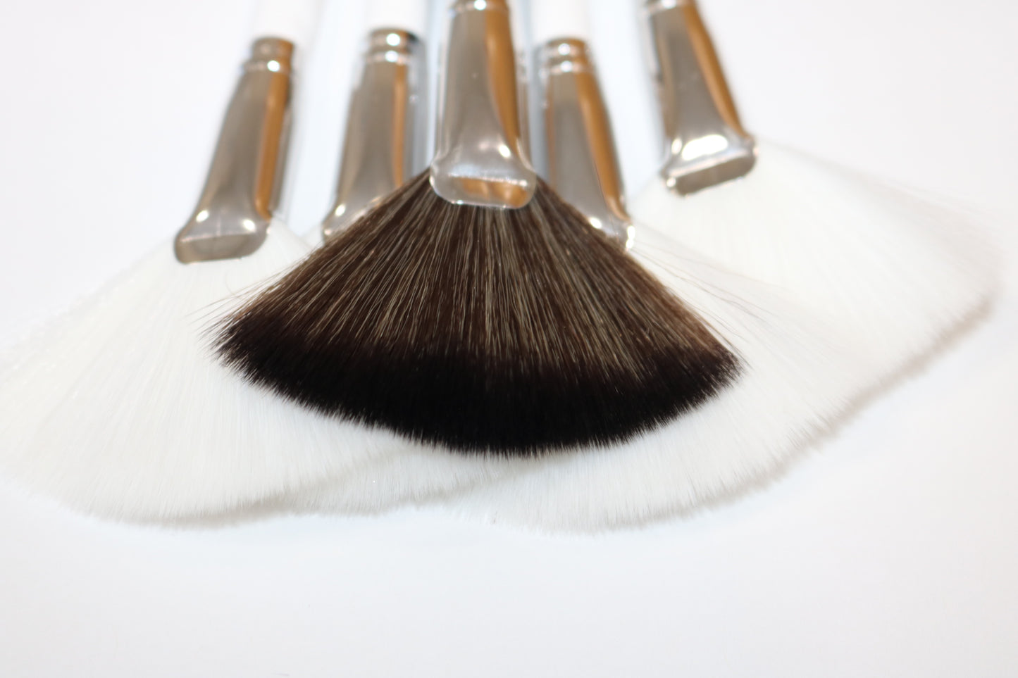 -Snow Facial Brush (1) single