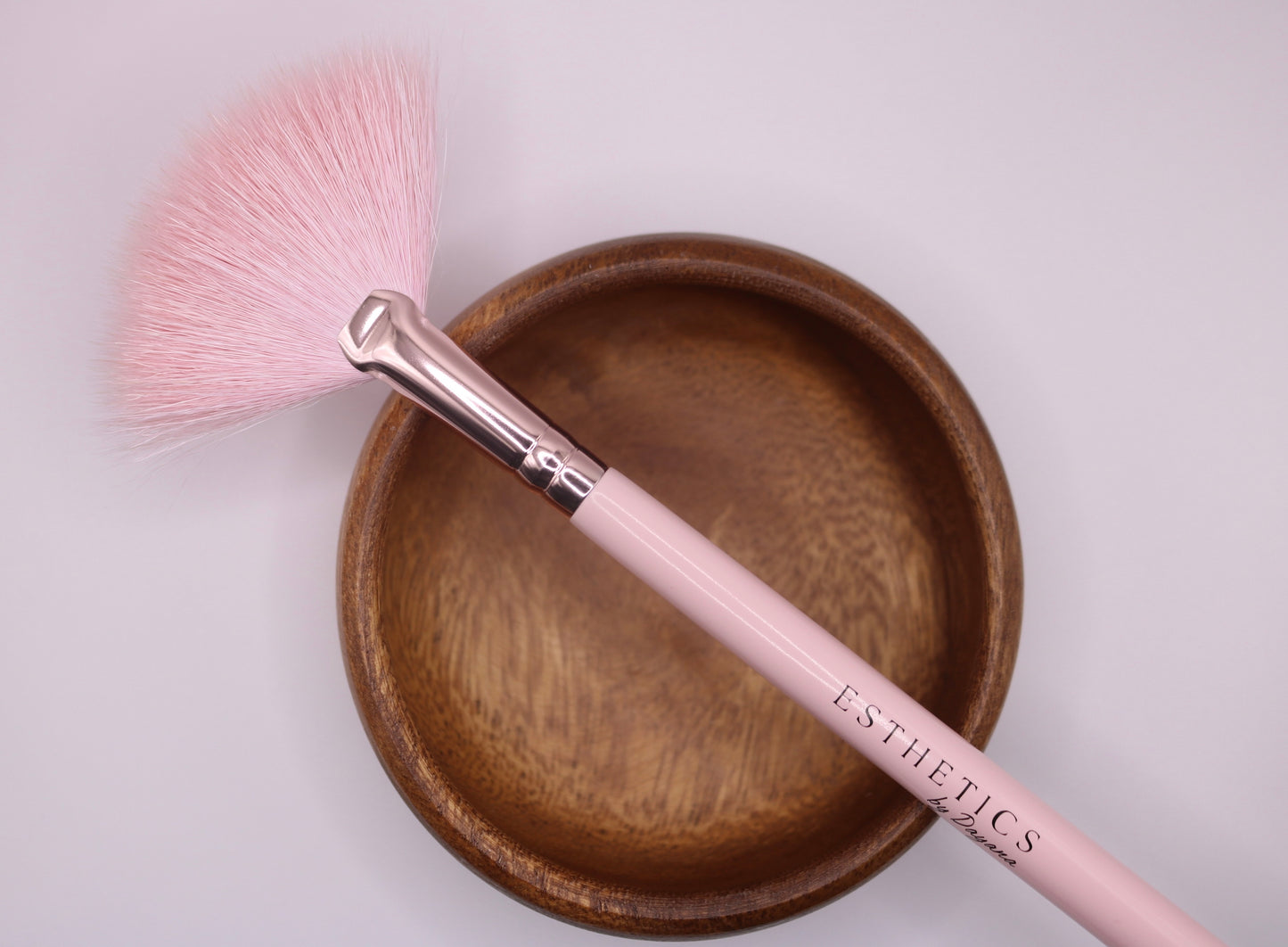 -Victoria— Set of 2